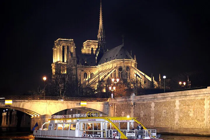 Paris Night Tour & Seine Cruise: See Illuminated Wonders