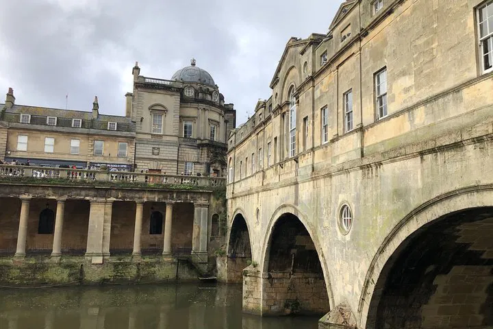 Southampton Shore Trip: Bath & Stonehenge Private Tour