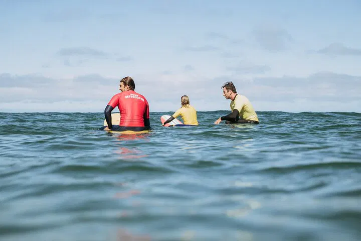 San Diego Surf Retreat: Ride Waves in 5 Days!