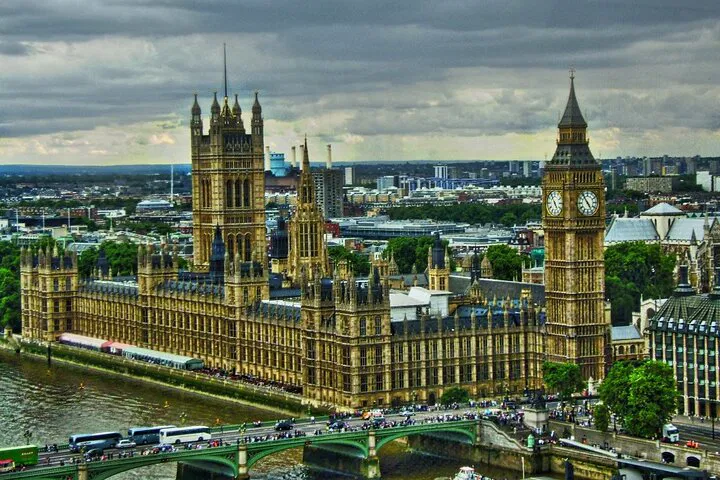 Unveiling London's Majesty: A Private Day Tour from Southampton