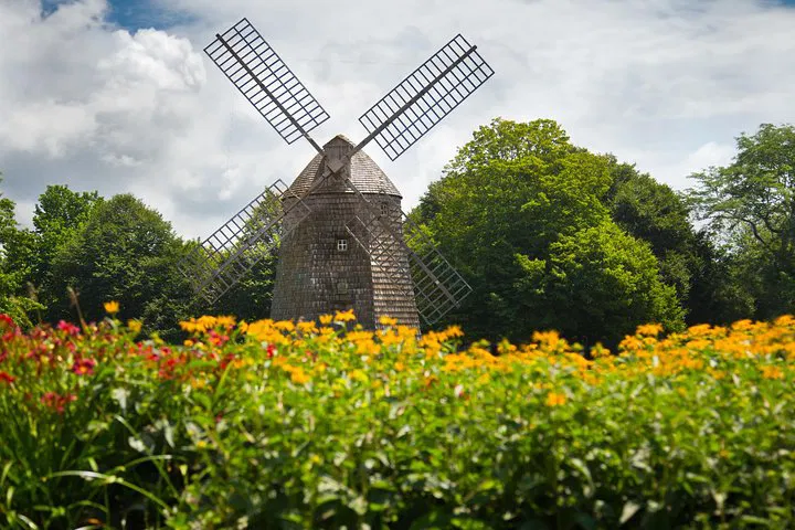 Hamptons Helicopter Day Trip: Escape to Luxury from Manhattan!