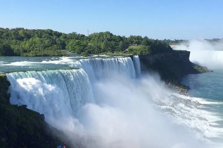 Epic East Coast Adventure: 4-Day NYC, DC & Niagara Falls Tour from Boston