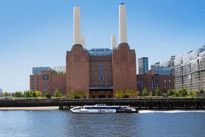 London River Story: Private Boat & Land Tour!