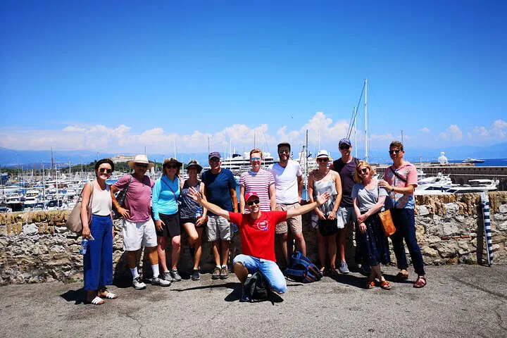 Antibes Walking Tour with a Little Tasting