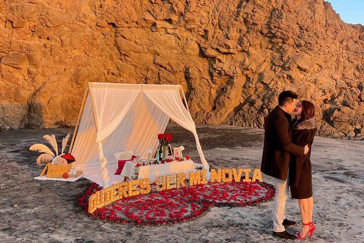 Rosarito Beach Bliss: Romantic Picnic & Photoshoot