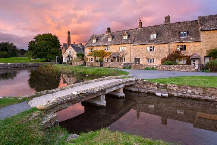 Oxford & Cotswolds Private Day Tour: See Top Sights!