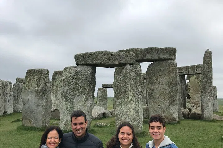 Windsor, Stonehenge & Bath: Private Tour from London