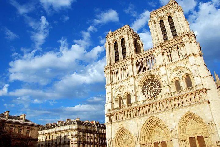 Reims in 2 Hours: See Highlights with a Local!