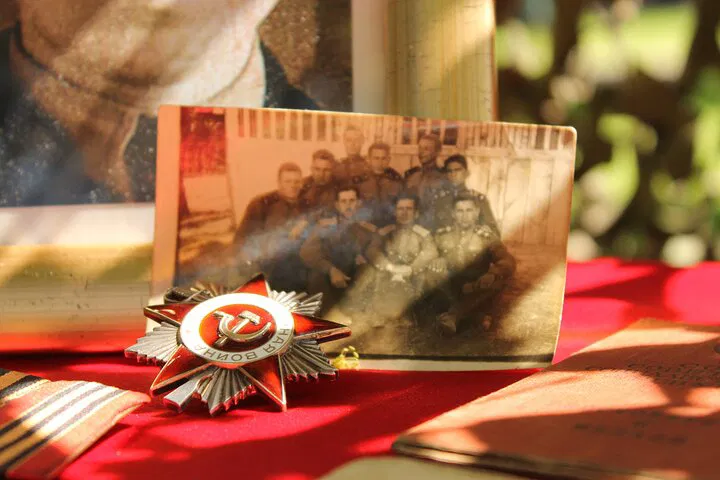 Uncover Berlin's WWII Secrets: A Historical Journey