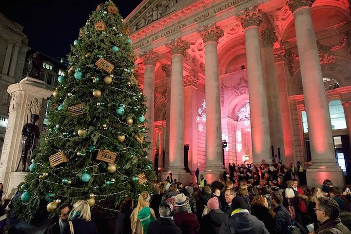 Sparkling London Christmas Lights: A Festive Guided Walk!