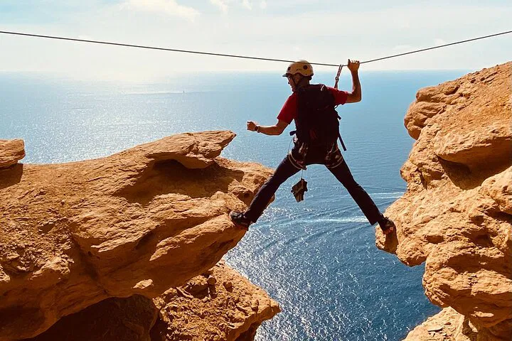 Conquer Cassis: Thrilling Via Corda Adventure Awaits!