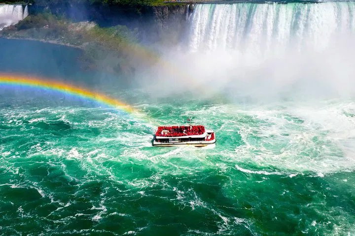 Unveiling Niagara: A Personalized Full-Day Journey from Toronto
