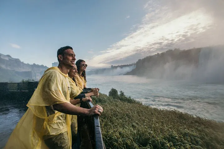 Niagara Falls Adventure: Toronto Day Trip with Maple Syrup & Whirlpool Views!