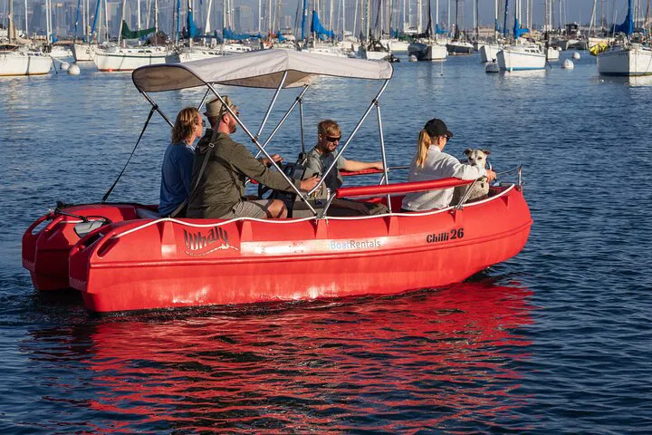 Glide on San Diego Bay: Electric Boat Rentals for Family Fun!