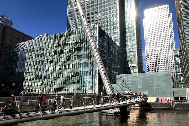 Stress-Free London City Airport Transfers: SW5-SW11