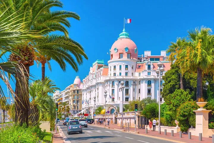 Marseille ➡️ Nice Private Transfer: Stress-Free Ride