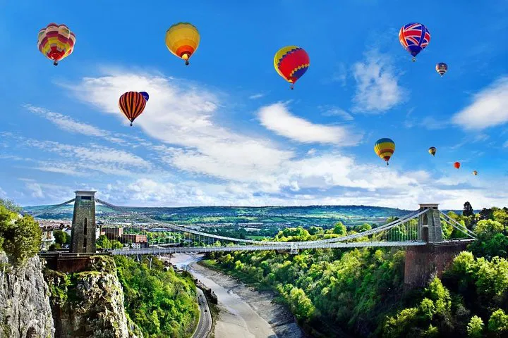 Uncover Bristol's Charm: A Thrilling Scavenger Hunt Through Time!