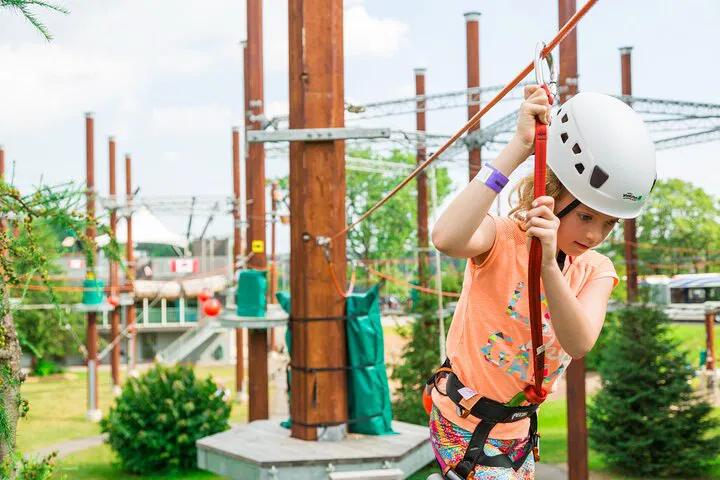 Niagara Falls Kids Climbing: Adventure & Fun!
