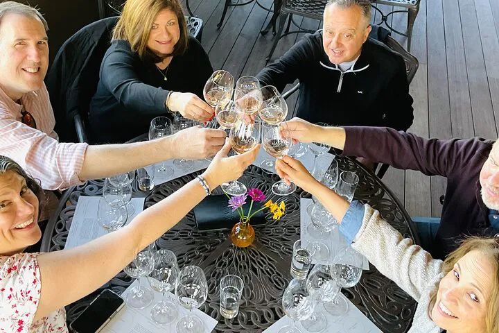 Uncover Long Island's North Fork: Sights, Bites, & Flights Awaits!