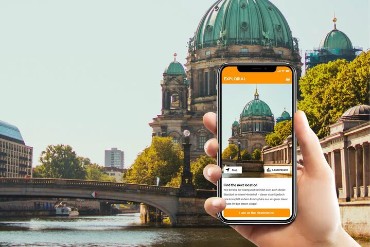 Berlin Scavenger Hunt: Self-Guided Sights Adventure