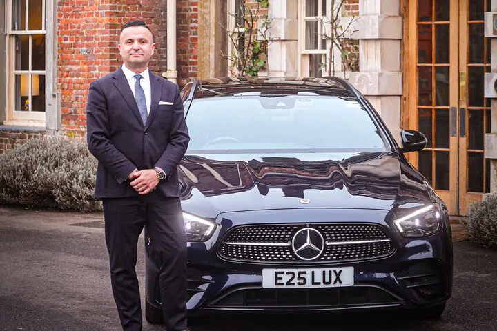 Luxury Transfer: London/Heathrow to Portsmouth