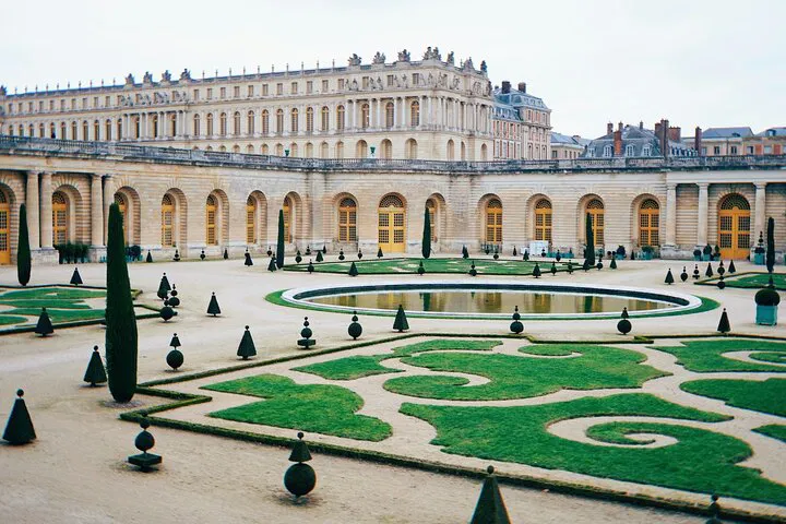 Versailles Private Tour: Skip-the-Line from Paris