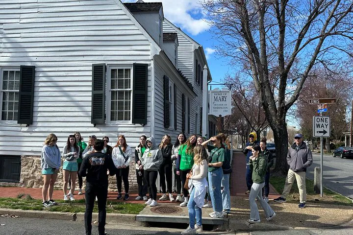 Fredericksburg's Colonial Secrets: A Historic Walking Tour