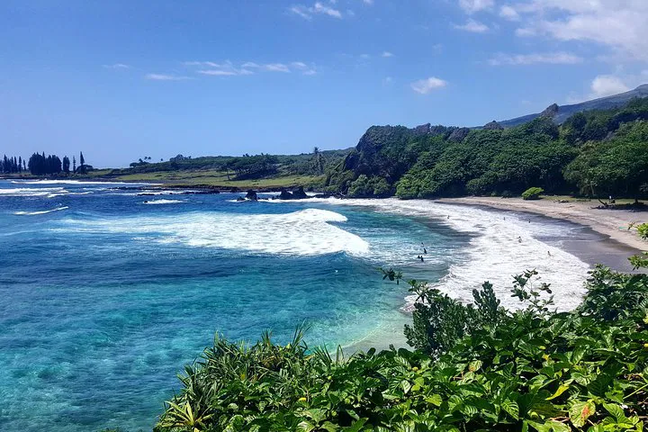 Maui's Road to Hana Excursion: Breakfast, Lunch & Pickup