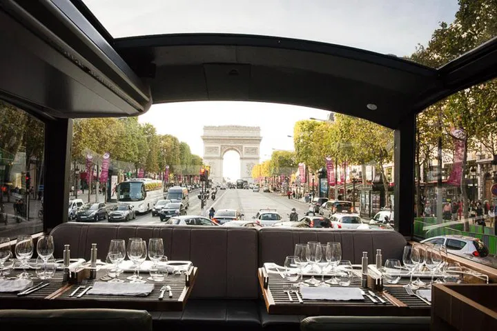 Parisian Gastronomic Adventure: Luxury Bus Tour with Gourmet Lunch