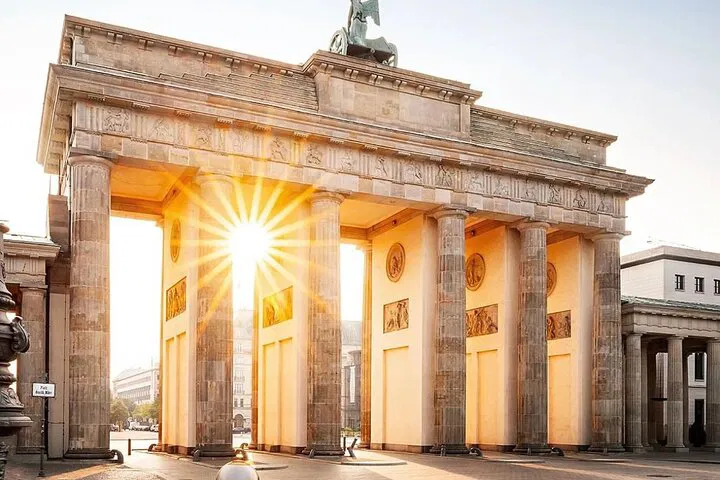 Berlin's Cultural Heartbeat: A Personalized 4-Hour City Tour