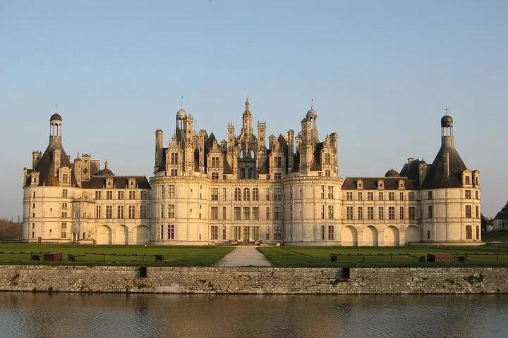 Loire Valley Castles: Day Trip from Paris