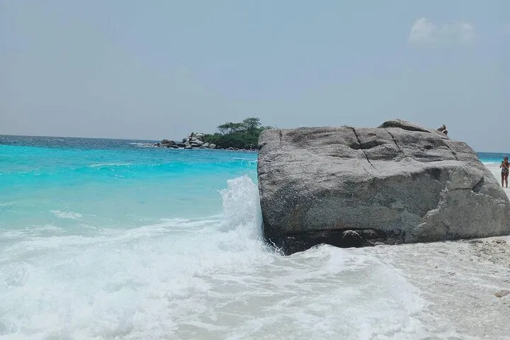 Phuket's Paradise: Private Boat Tour to Maiton & Raya Islands!