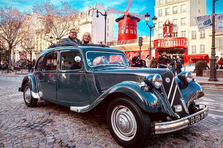 Paris Vintage Car Tour: See the City in Style!
