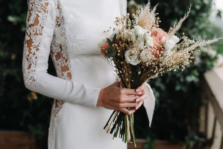 Parisian Wedding Bouquet Workshop: Craft Everlasting Memories