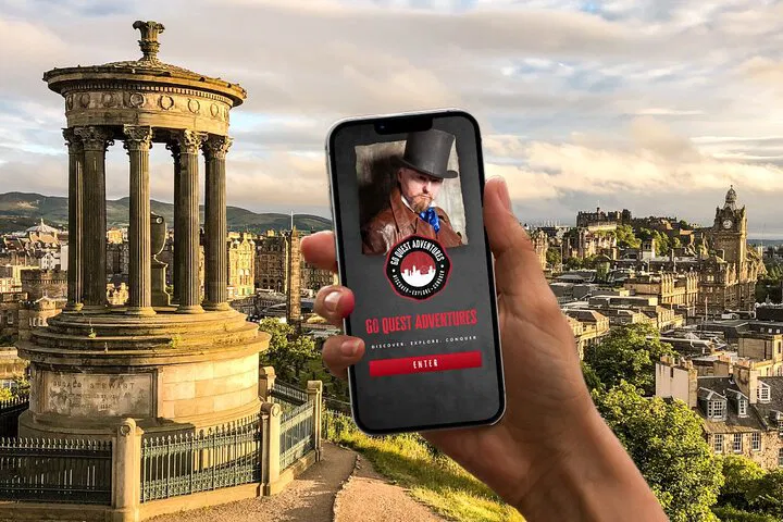 Edinburgh's New Town: Quest Through History with a Self-Guided Treasure Hunt!