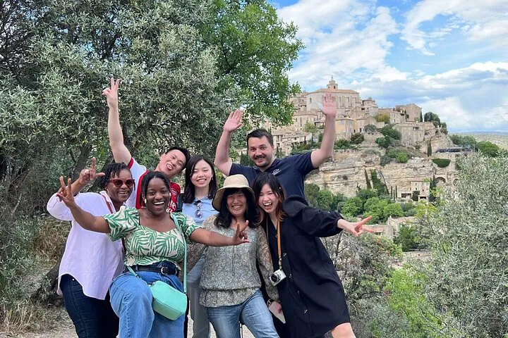 Provence's Gems: Luberon Villages & Châteauneuf-du-Pape Wine Tour