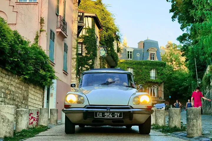 Vintage Paris: Citroën DS Guided Tour