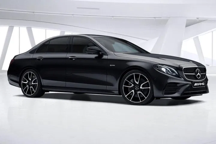 Effortless Berlin Airport Transfers: Arrive in Style