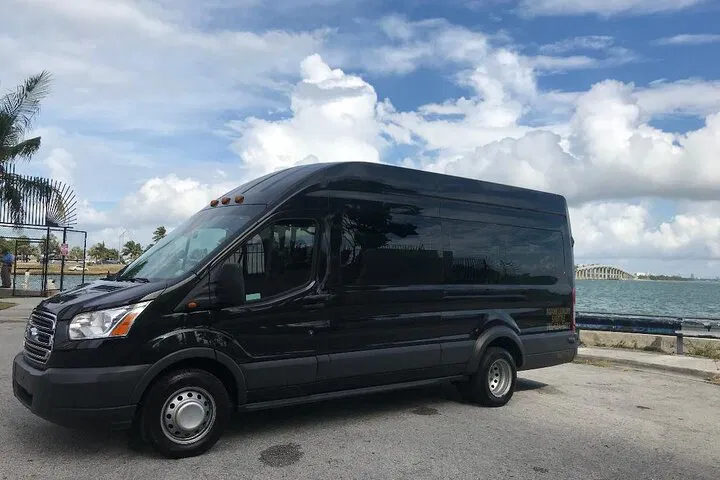 Stress-Free Airport Transfers: Baltimore to DCA in Style!