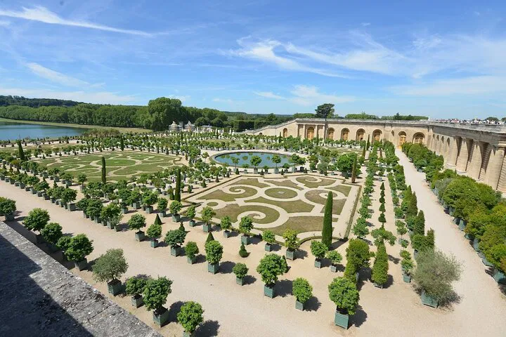 Versailles Gardens & Trianon: Skip-the-Line Musical Entry