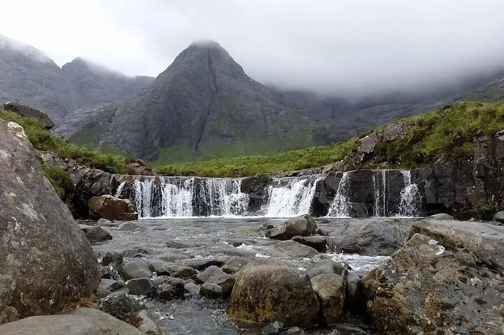 Skye Private Tour: Fairy Pools, Glen, Quiraing & Storr