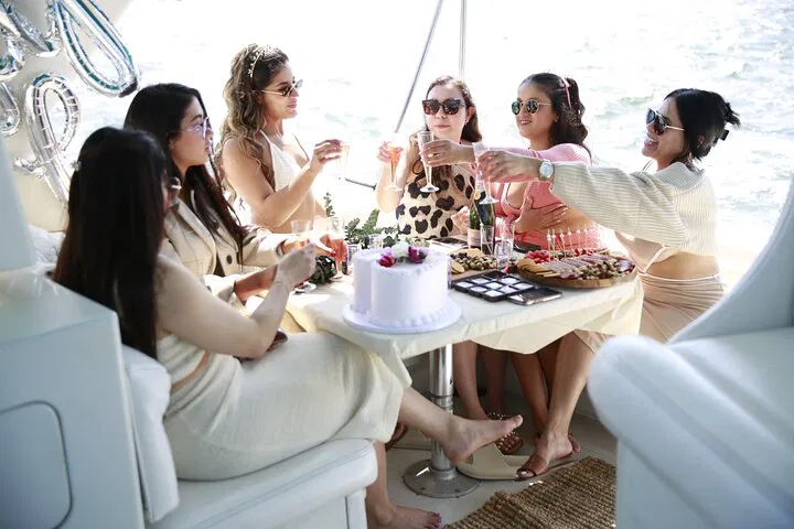 Luxury Yachting: Private Group Cruise in Long Beach!
