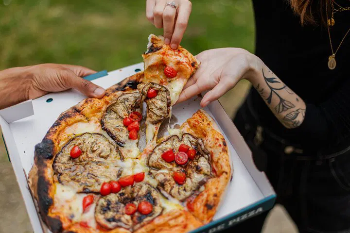 Paris Vegan Street Food Tour: A Delicious Plant-Based Adventure
