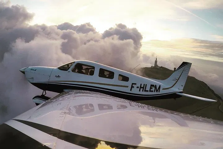 Private Plane Provence: Soar Above the South of France!