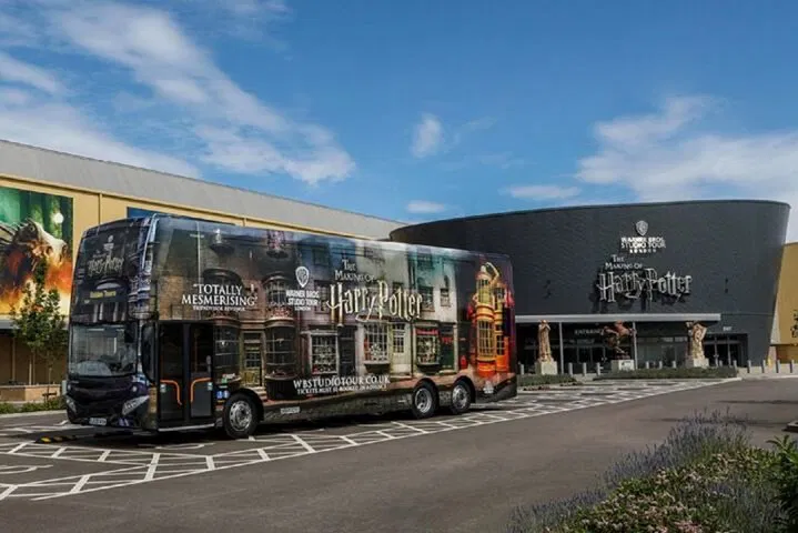 Hassle-Free Harry Potter: Round-Trip Bus to Warner Bros. Studio Tour London
