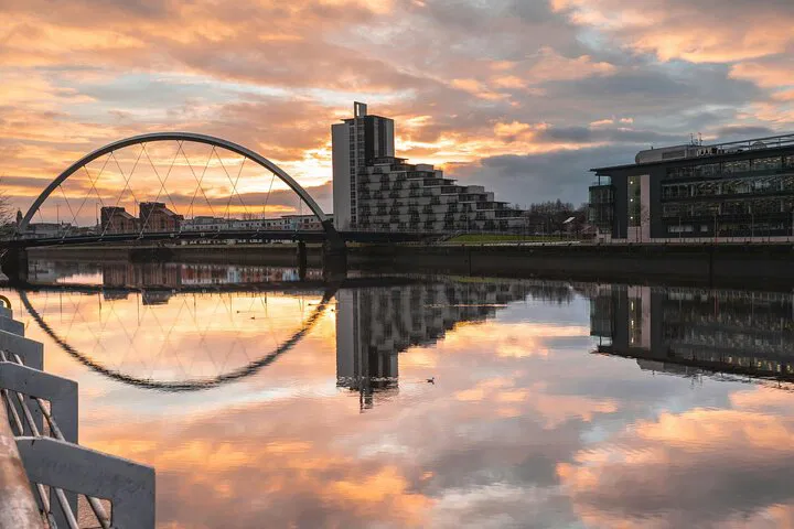 Uncover Glasgow's Charm: A Comprehensive 10-Hour City Expedition
