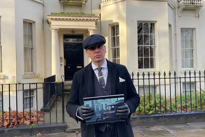 Liverpool's Peaky Blinders Walking Tour: FREE Bus Pass!