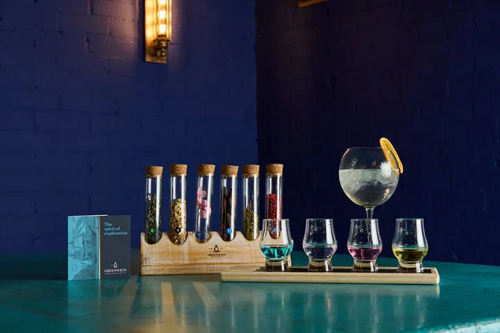 Gin Masterclass: Sip, Savor & Discover London's Maritime History