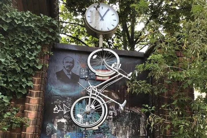 Uncover Berlin's Hidden Gems: A Walking Tour Through Kreuzberg, Mitte & Friedrichshain
