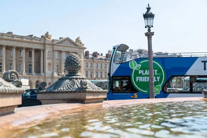 Unlock Paris: Louvre Guided Tour & Hop-On Hop-Off Adventure!